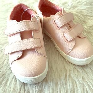 💥4 for $30💥 Cat and Jack Sneakers